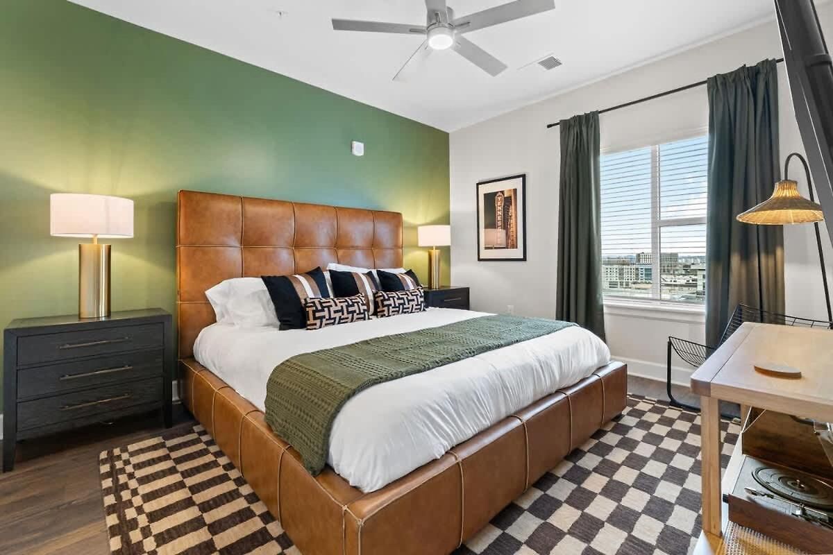 Modern 2br W 2 King Beds Near Broadway Nashville