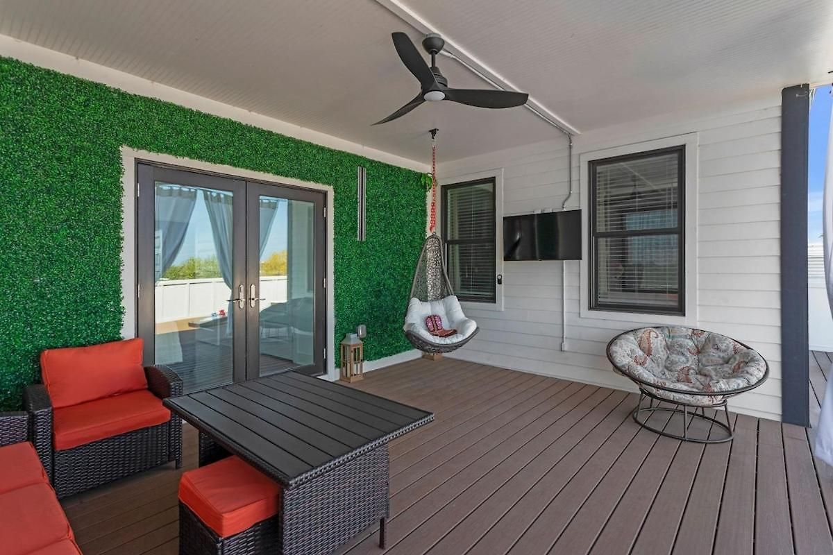 Retronash Penthouse Sleeps 7 Terrace Downtown View