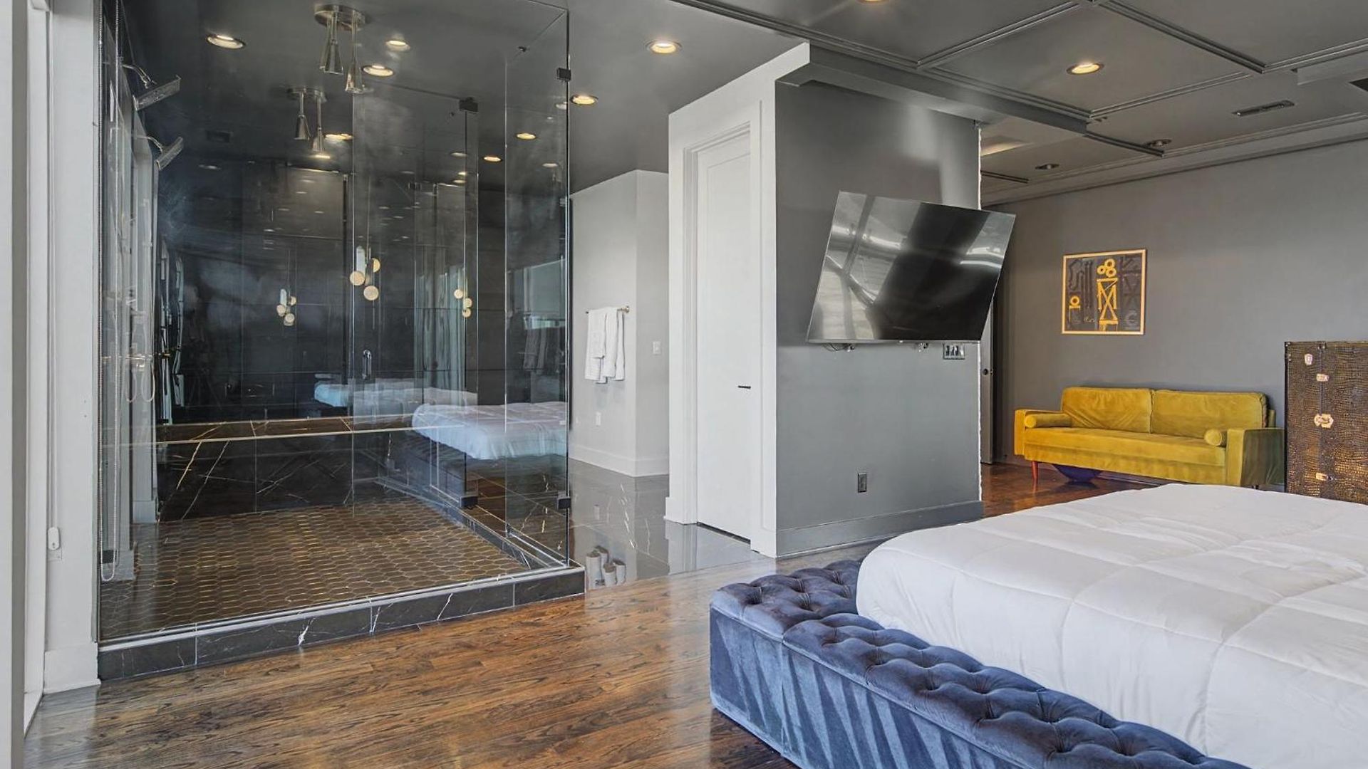 Apartment Modern Oasis Downtown Skyline View Prime Nashville