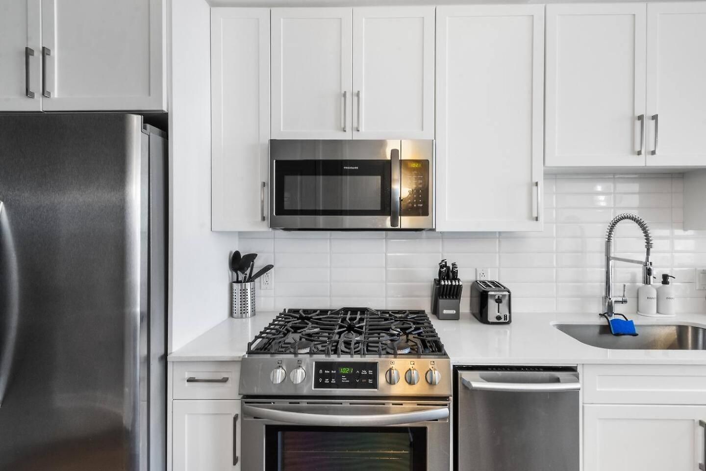 Lux In The Gulch Walkable Stay, Parking Apartment Nashville