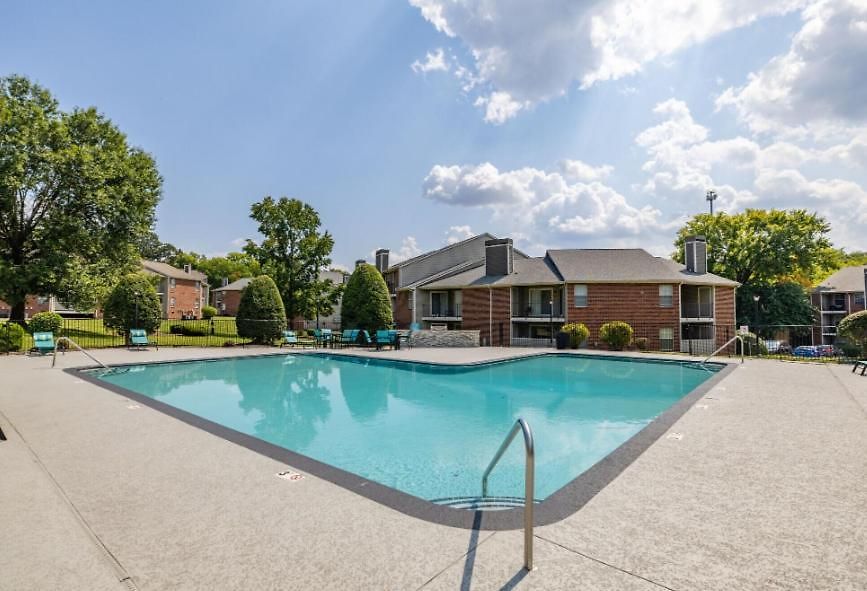Preakness Ideal For Work Or Play *