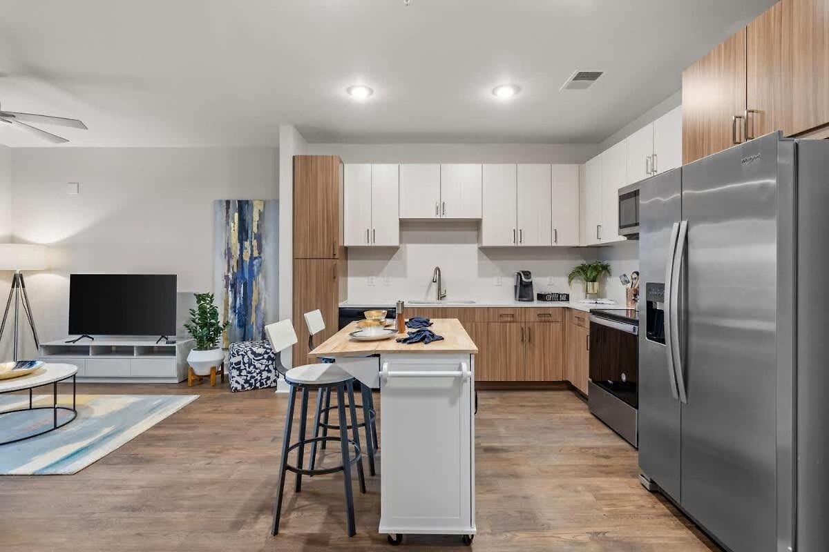 Apartment Spacious 2br N Gulch Walk To Broadway & Rooftops