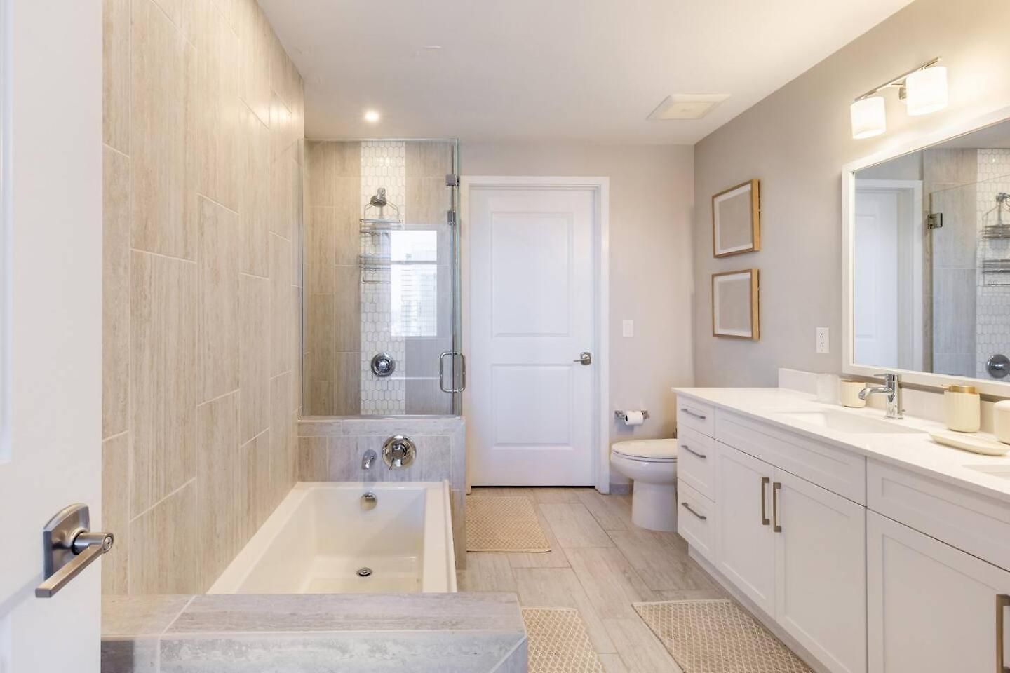 Skyline Views Gulch For 2, Private Balcony * Nashville