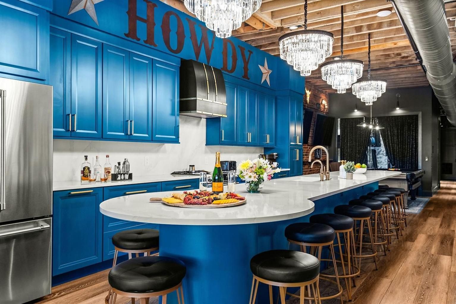 Holiday home The Velvet Vault-luxury Downtown Loft With River View & Walk To Broadway *