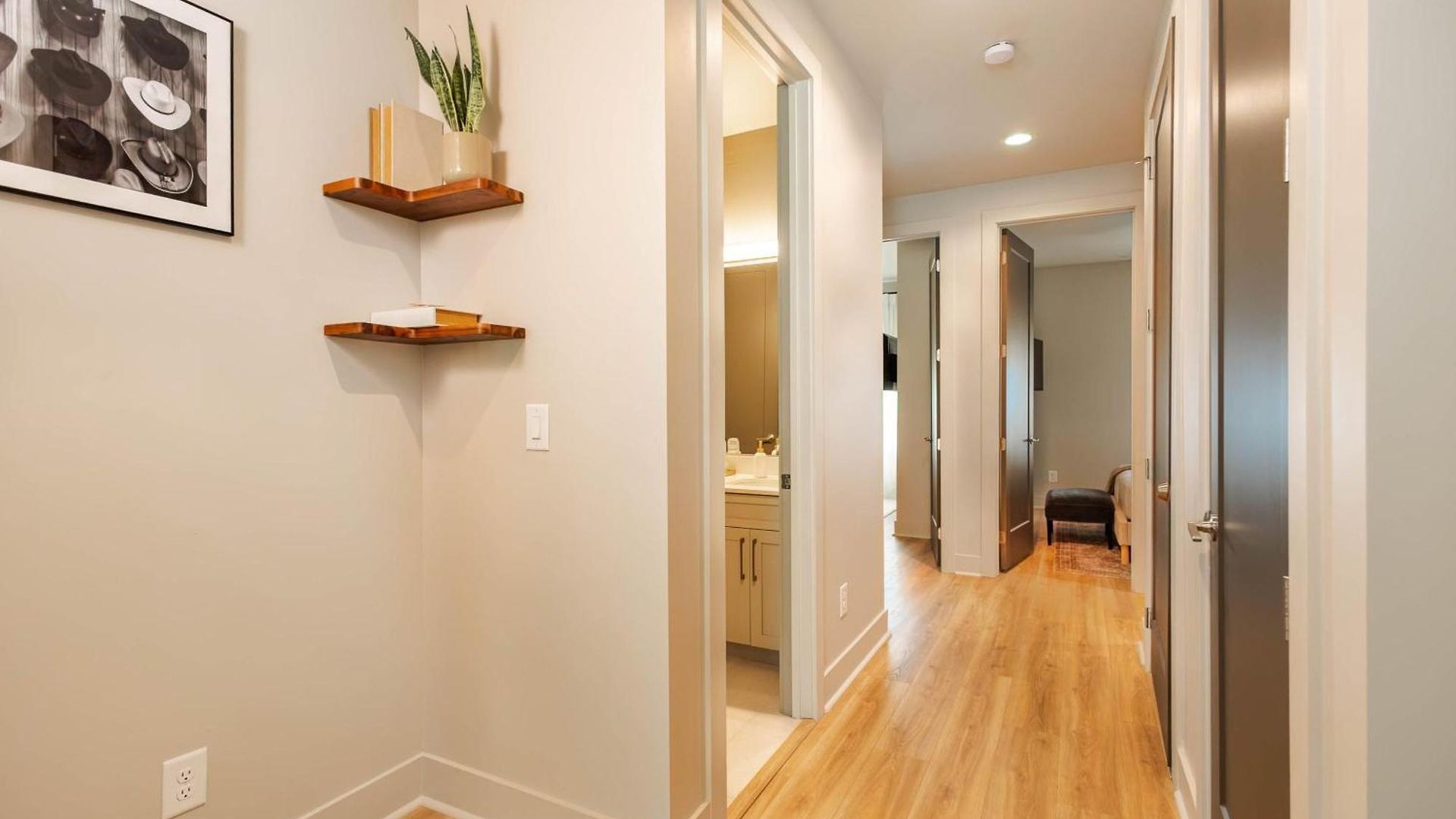 Apartment Heated Pool, Sauna & Firepit | Walk To Live Music Nashville