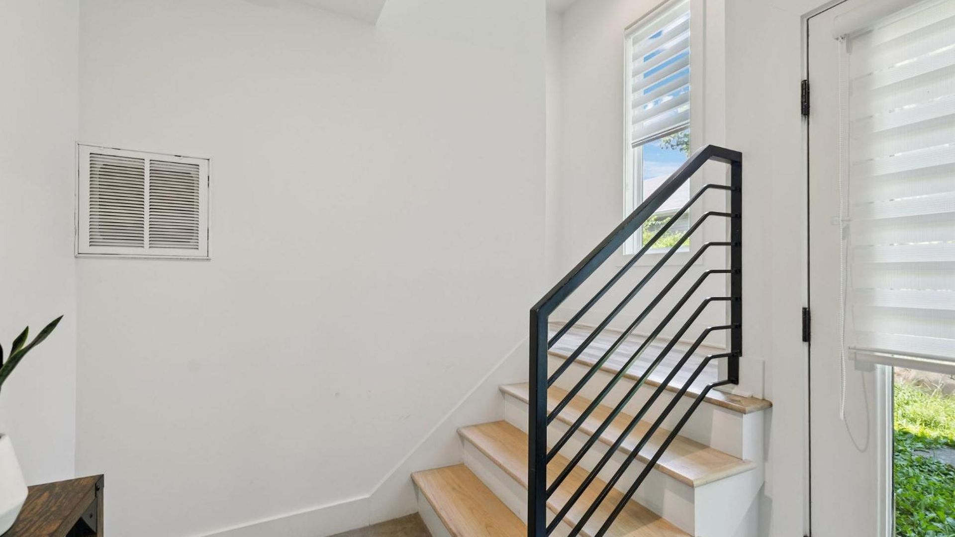 Apartment Modern Townhouse Close To Broadway
