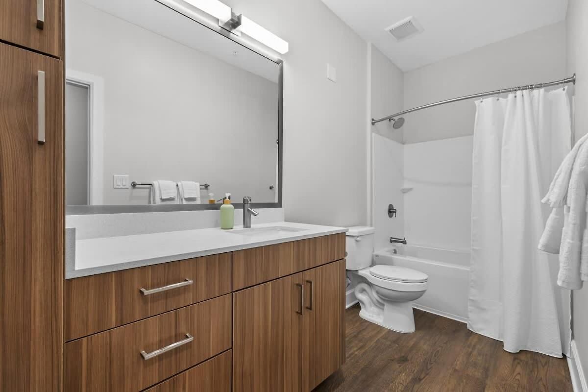 2br W Glam Station & Karaoke Near Broadway * Nashville