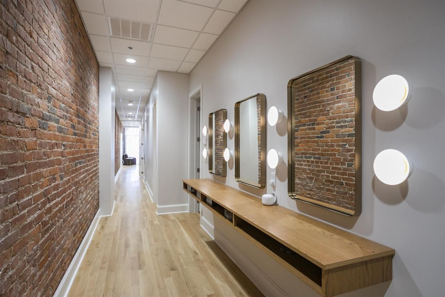 Holiday home The Record -steps To Broadway & Printers Alley *