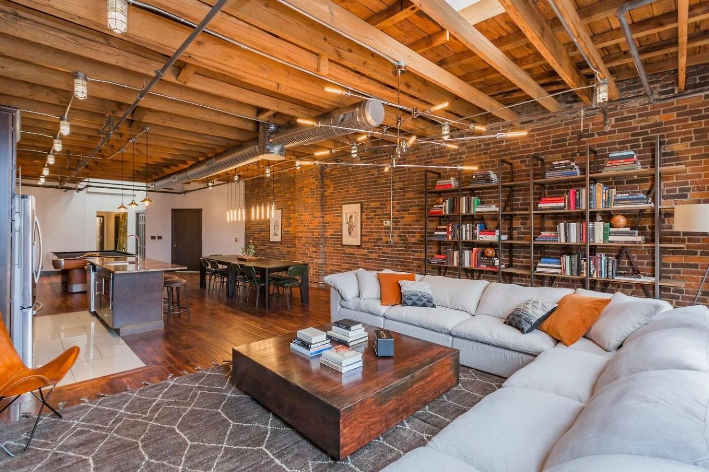 The Library-downtown Luxury Penthouse Printers Alley Steps To Broadway * Nashville