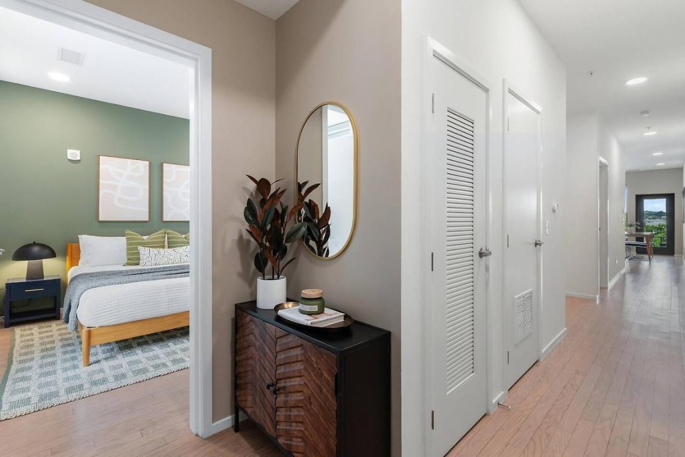 River View Luxury With Garage, Walk To Downtown Apartment Nashville