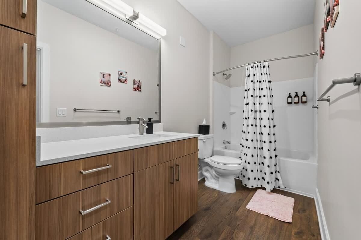 Apartment Glam 2br Walk To Broadway & The Gulch Nashville