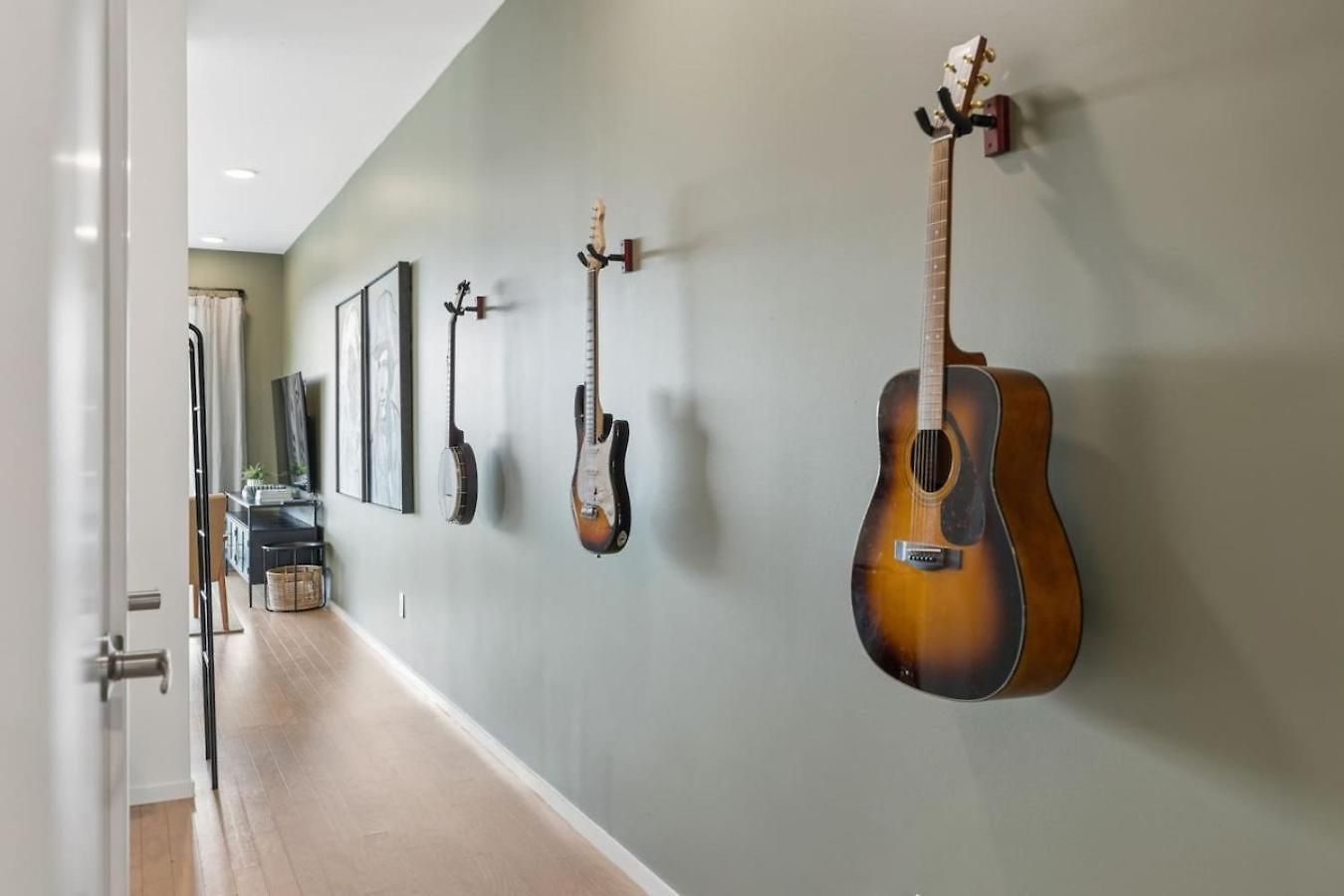 Luxury Downtown Riverview With Garage And Two Balconies Apartment Nashville