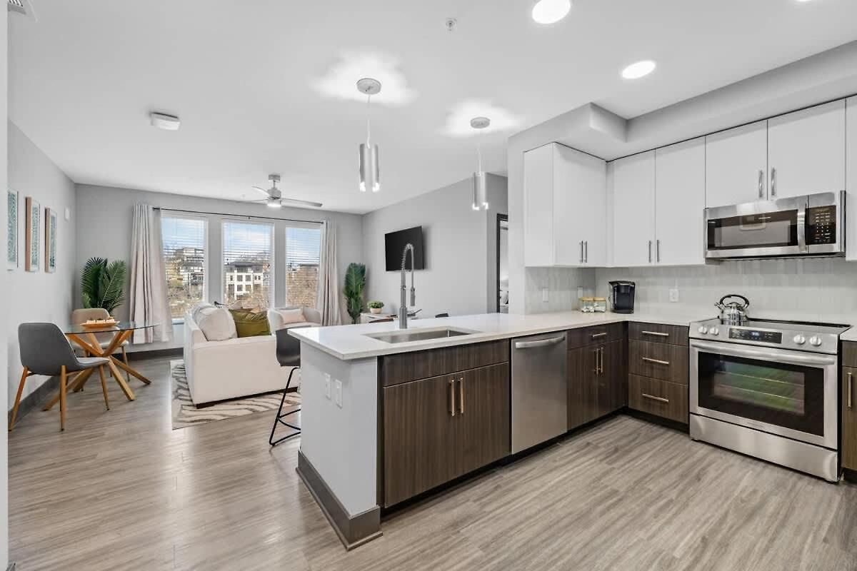 Modern 2br Retreat Sylvan Park Near Broadway Apartment *