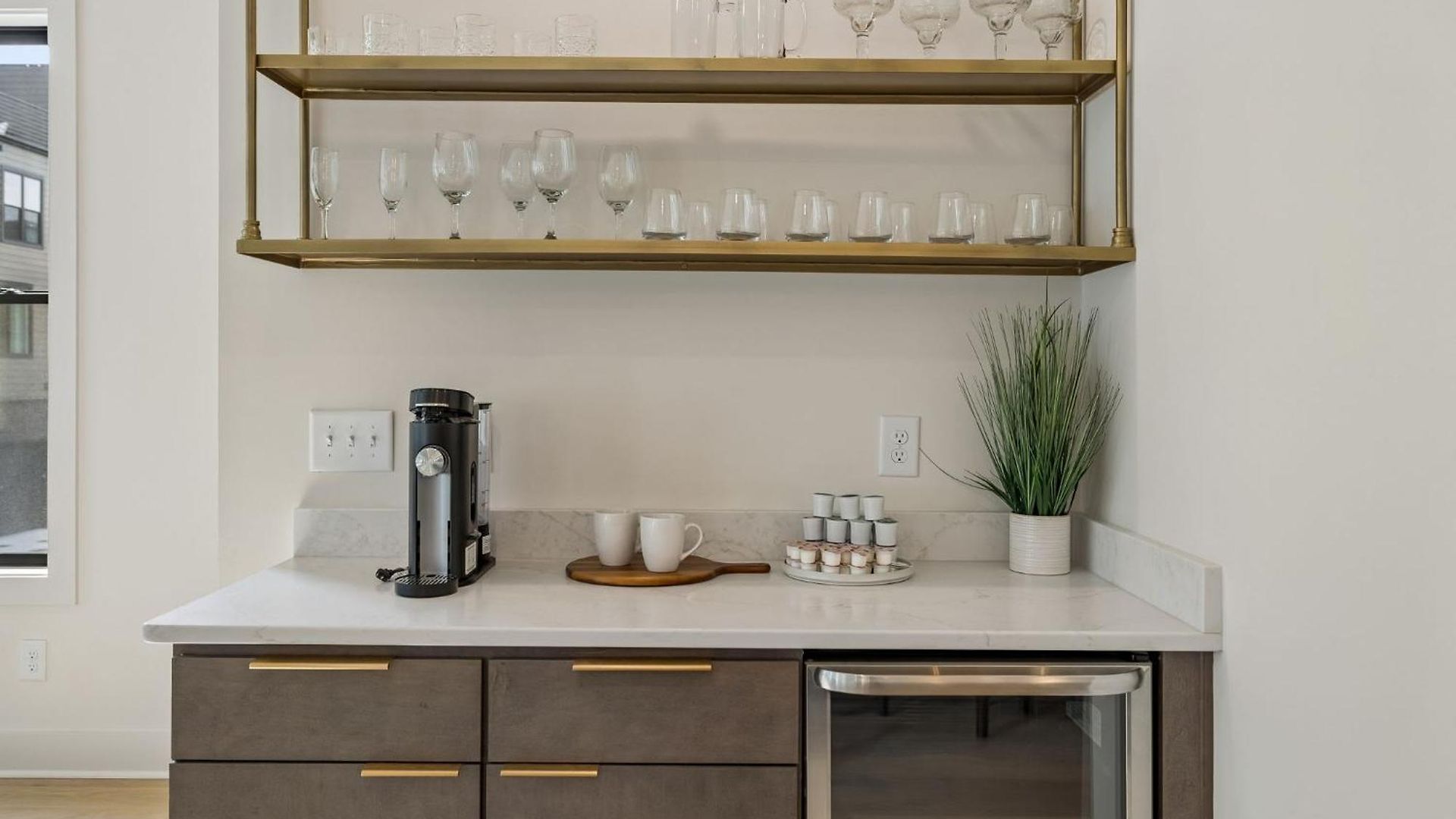 Modern 4br Townhouse Rooftop Lounge Nashville