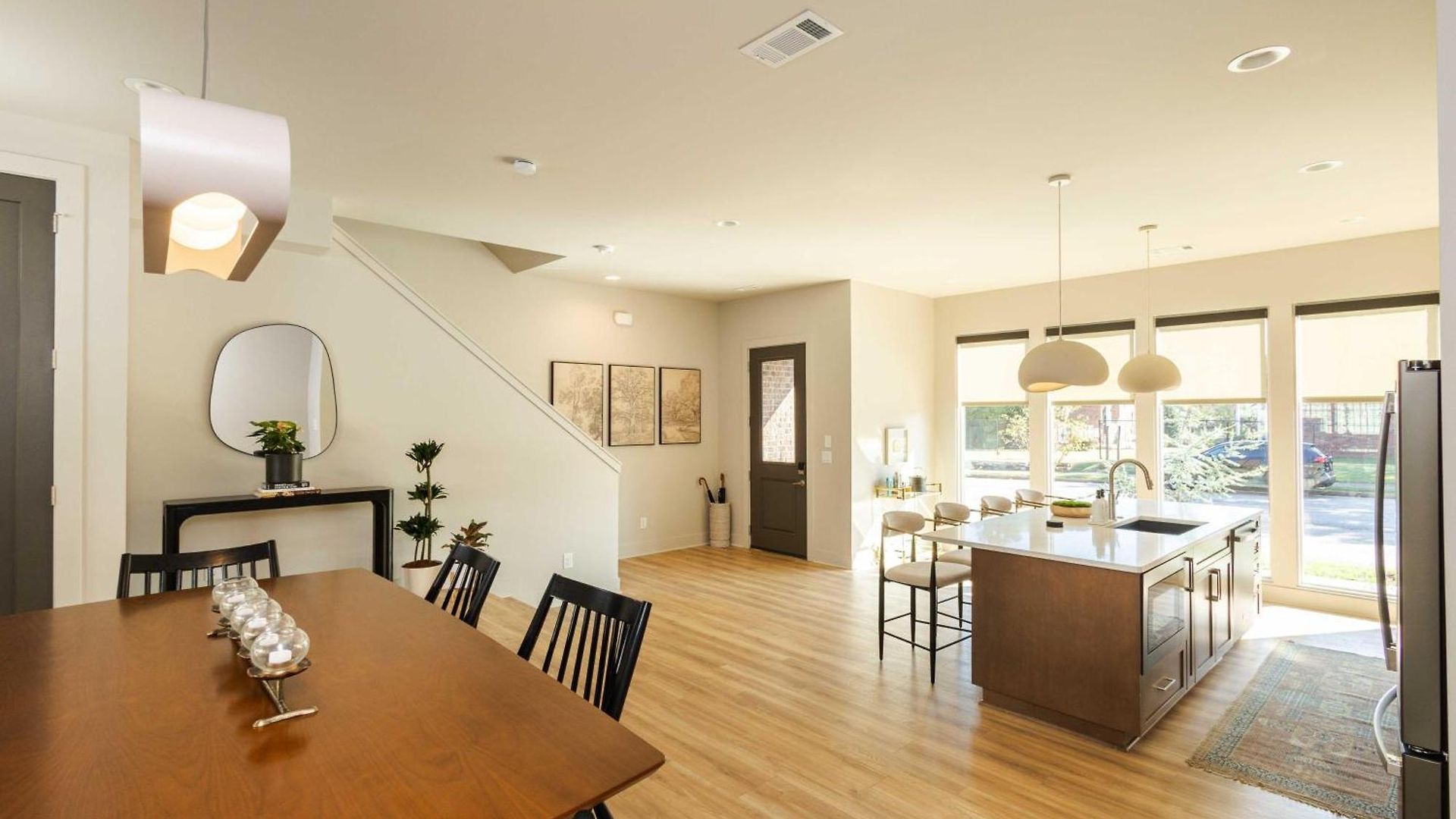 Apartment Heated Pool, Sauna & Firepit | Walk To Live Music *
