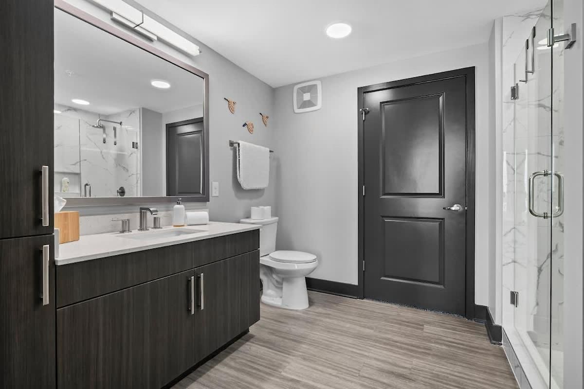 Stylish 2br Near Sylvan Park- Music Views Apartment *
