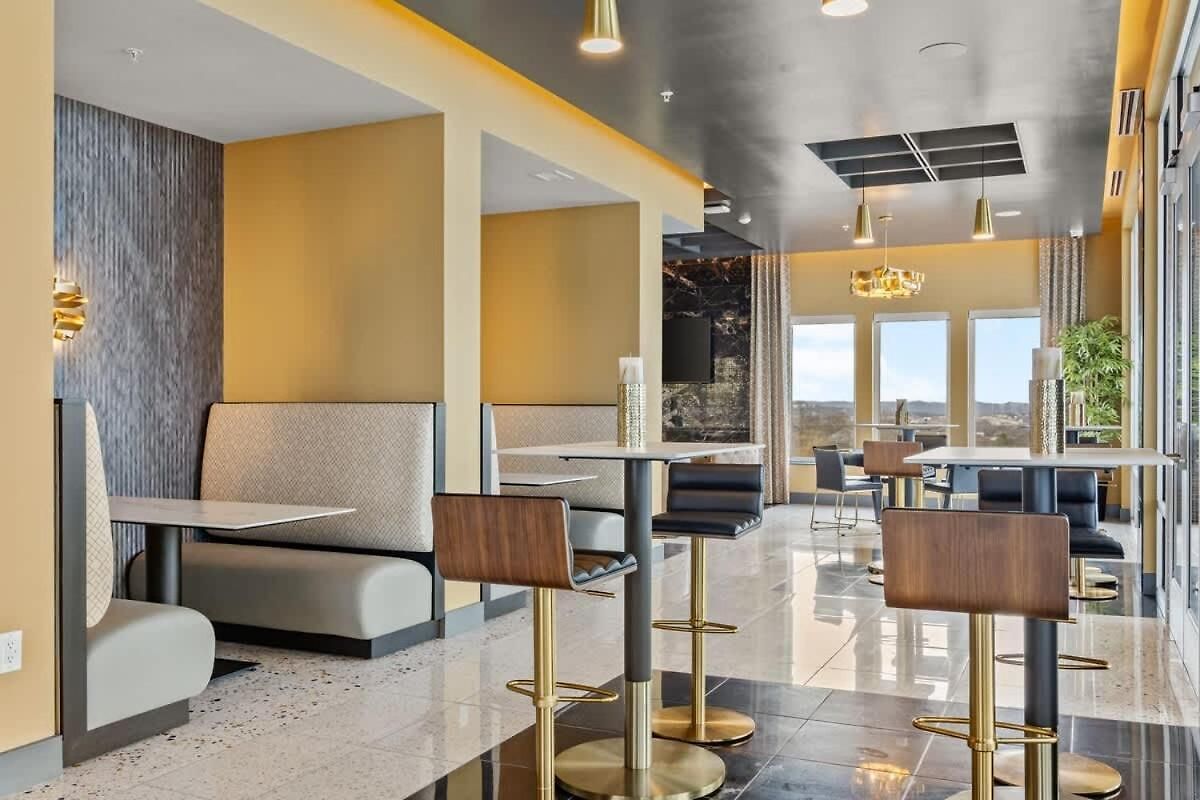 Modern 2br Retreat Sylvan Park Near Broadway Nashville
