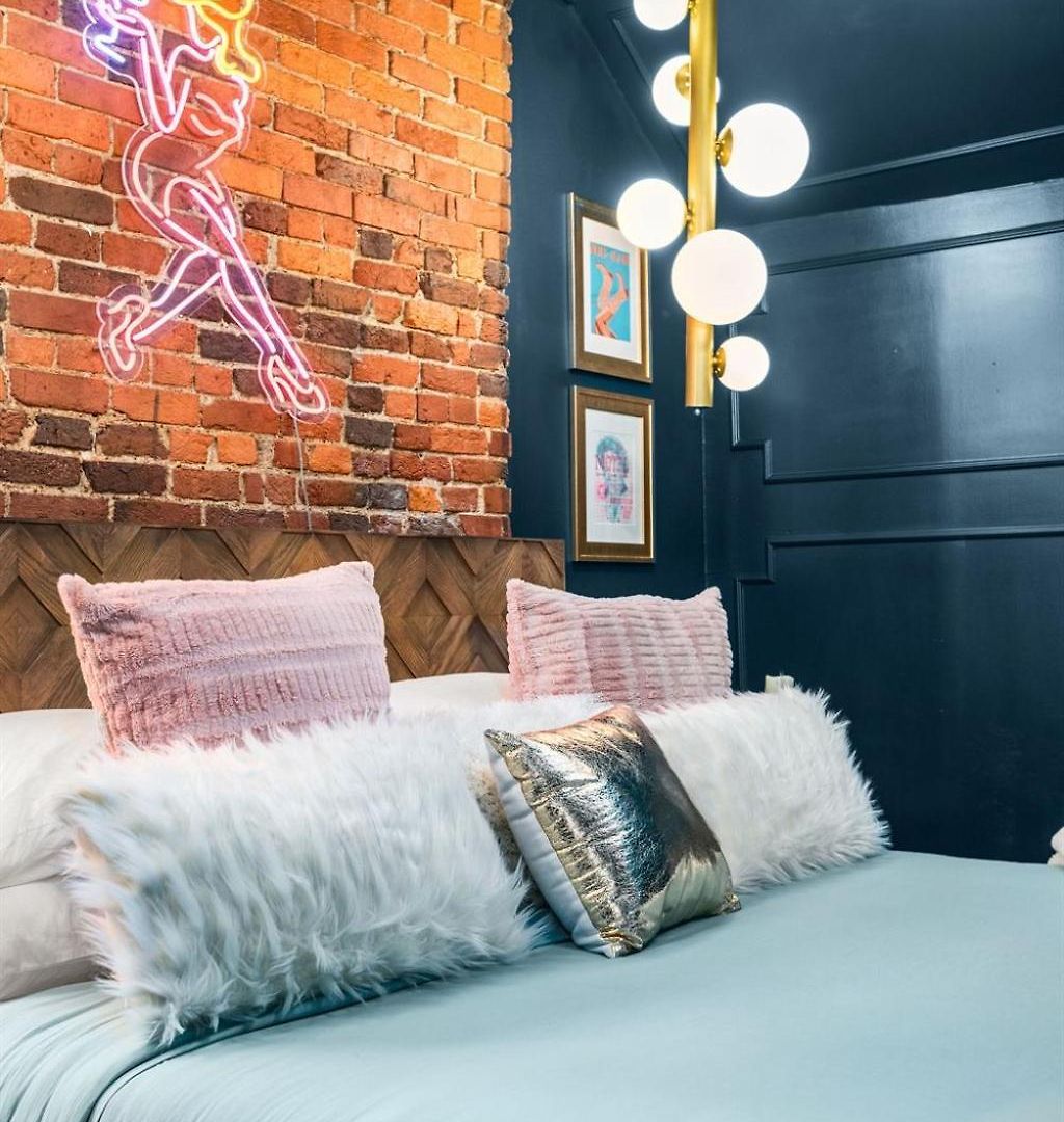 The Velvet Vault-luxury Downtown Loft With River View & Walk To Broadway * Nashville