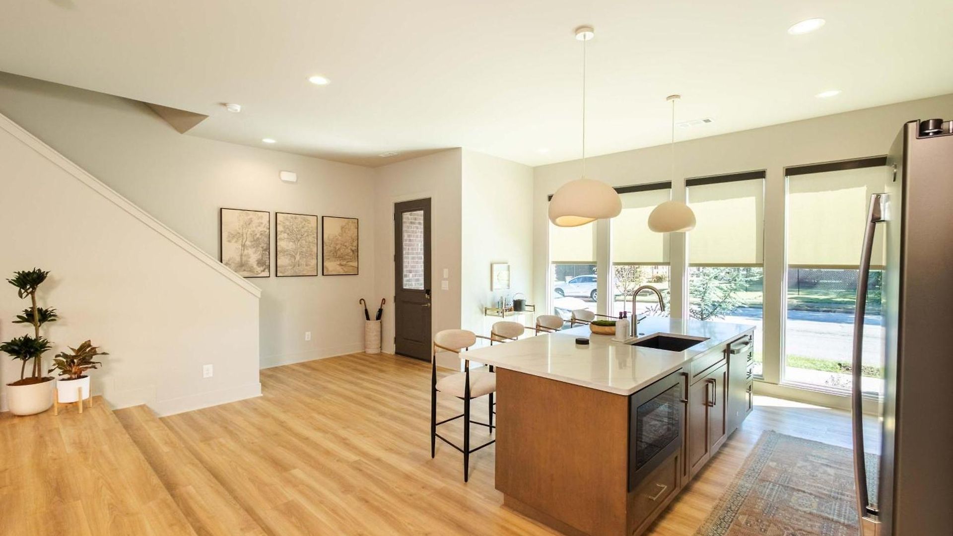 Apartment Heated Pool, Sauna & Firepit | Walk To Live Music *