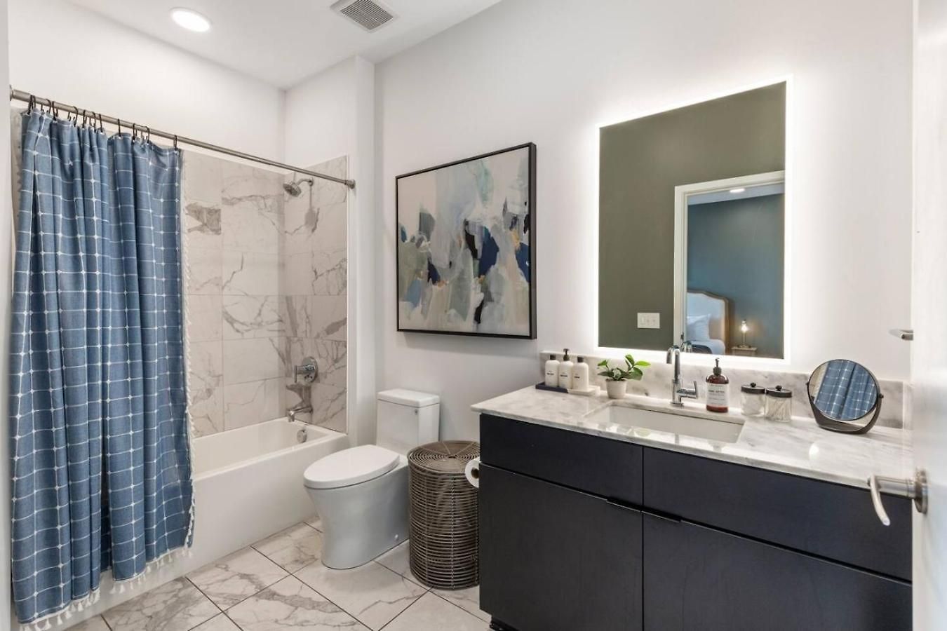 Apartment Luxury Downtown Riverview With Garage And Two Balconies *