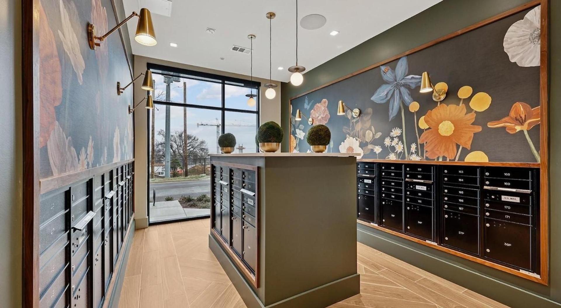 Landing Beautiful 2Bd Gym Courtyard Apartment Nashville