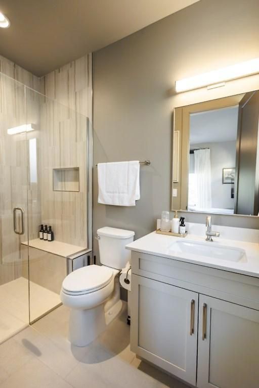 Bachelorette Dream | 2 Units | 8 Kings + 8 Baths Apartment *