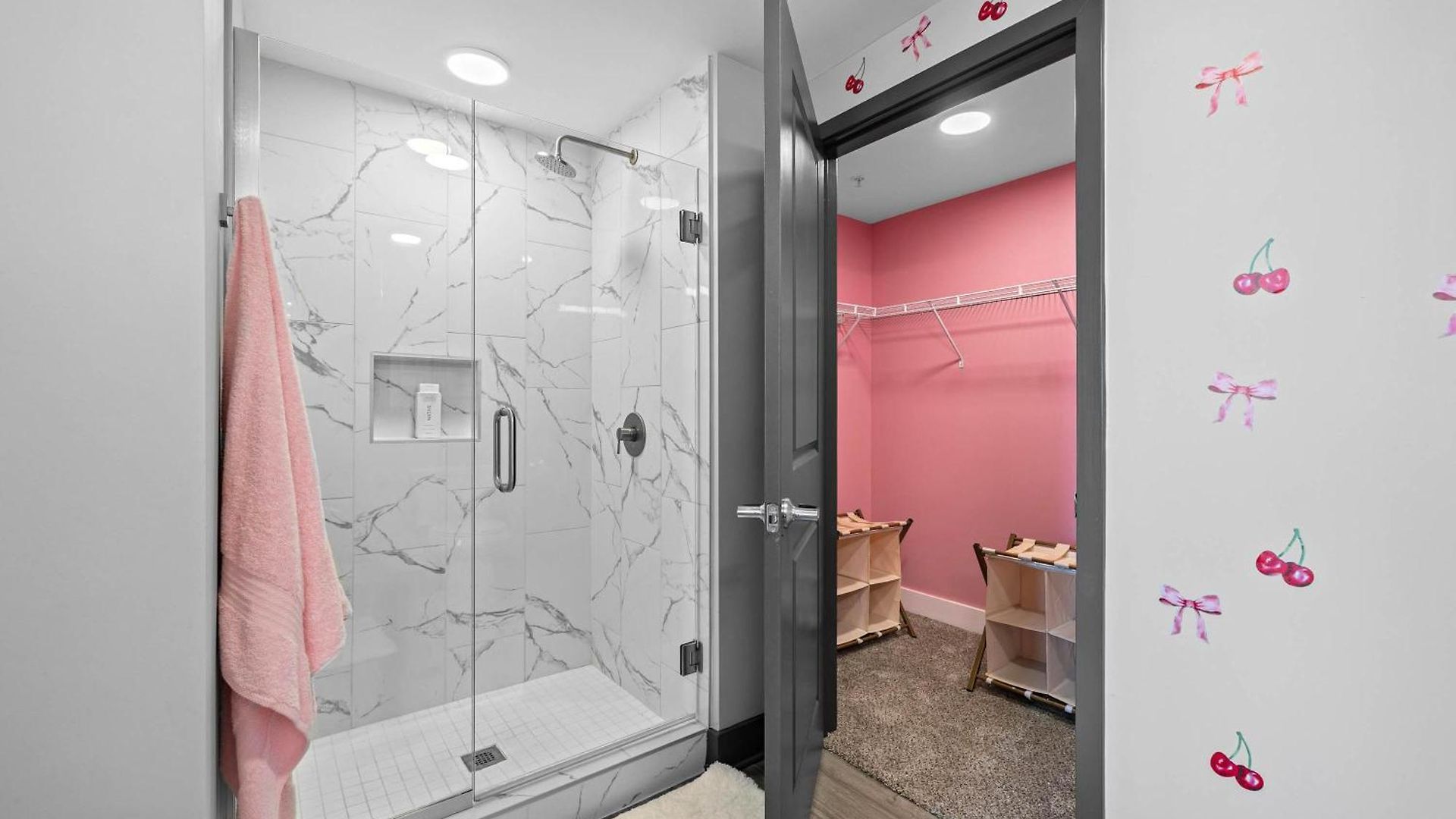 Vibrant Retreat Pool And Glam Nashville