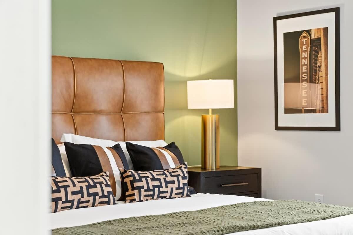 Modern 2br W 2 King Beds Near Broadway Apartment Nashville