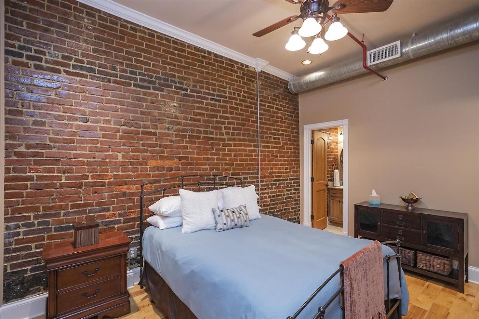 The Titan Penthouse Nashville-rooftop Hot Tub Printer's Alley-steps To Broadway *