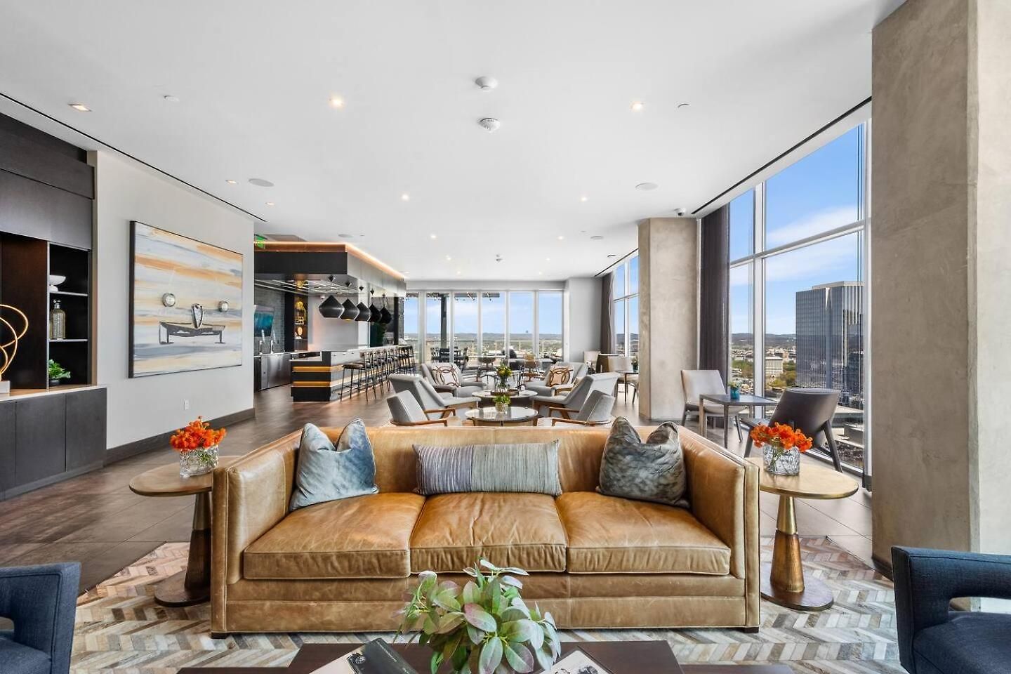Music For 2 Gulch, Pool & Whole Foods Apartment Nashville
