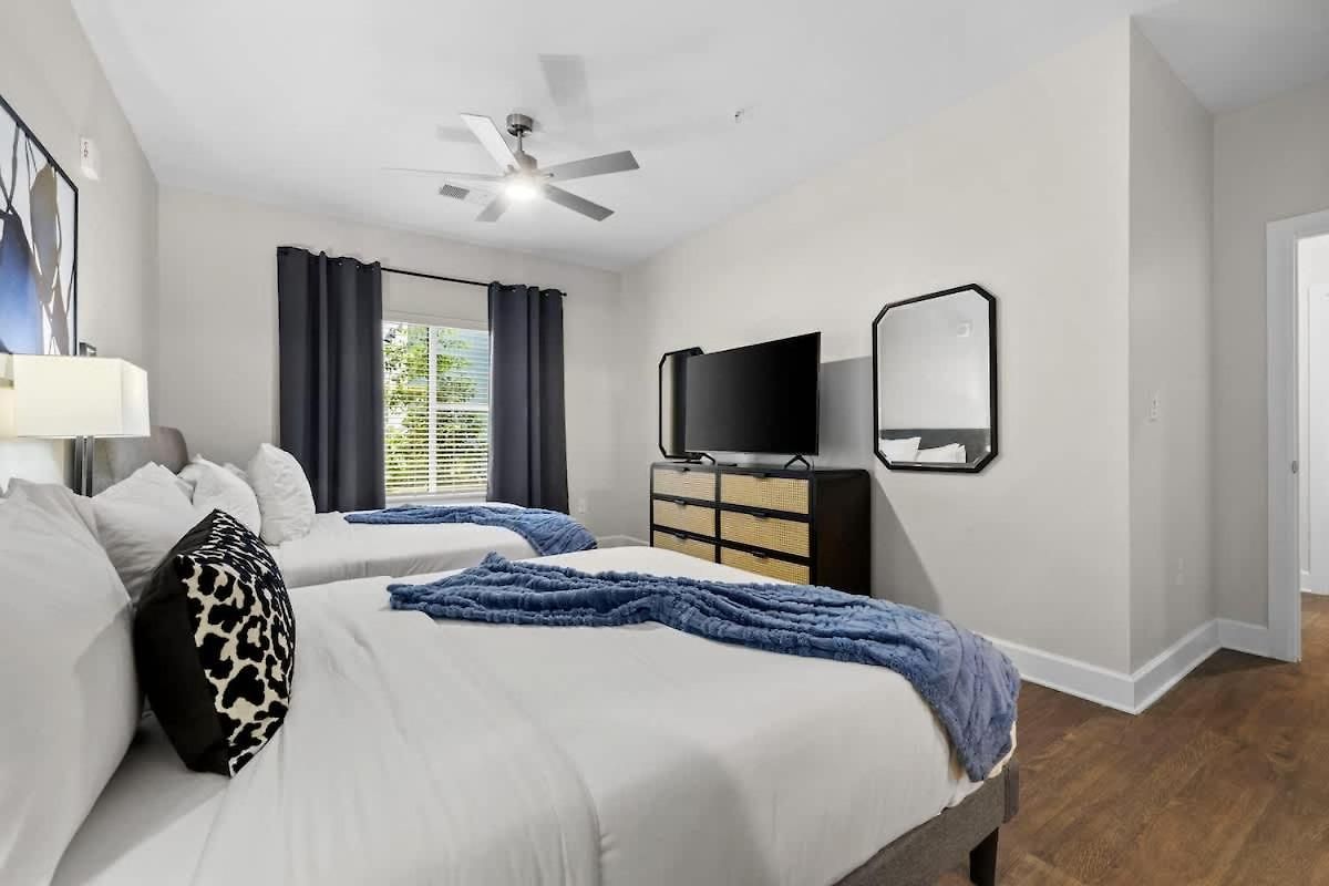 Spacious 2br N Gulch Walk To Broadway & Rooftops *