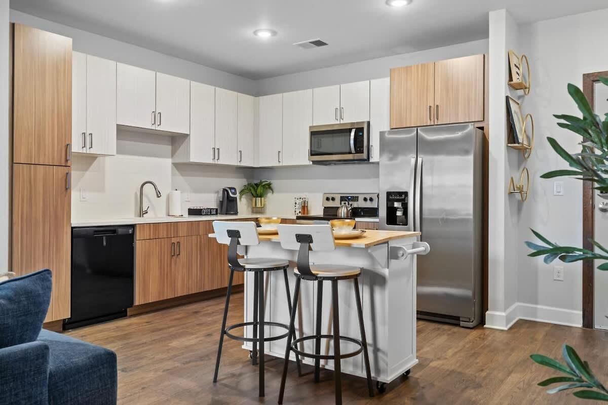 Apartment Spacious 2br N Gulch Walk To Broadway & Rooftops