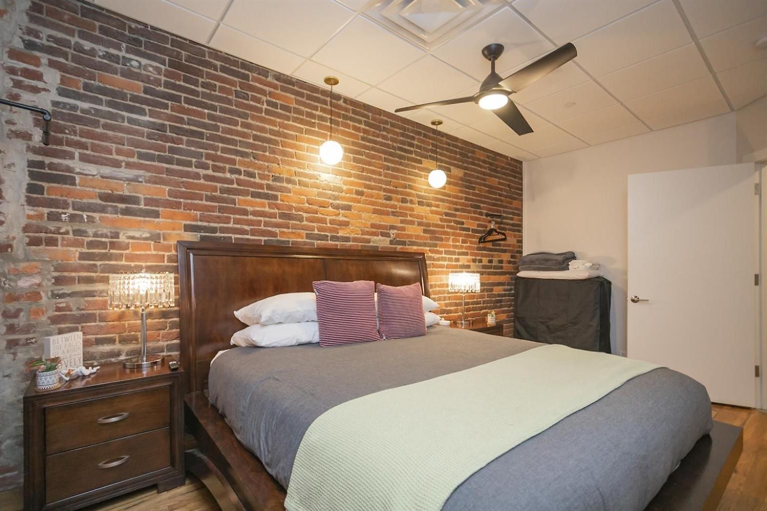 The Library-downtown Luxury Penthouse Printers Alley Steps To Broadway