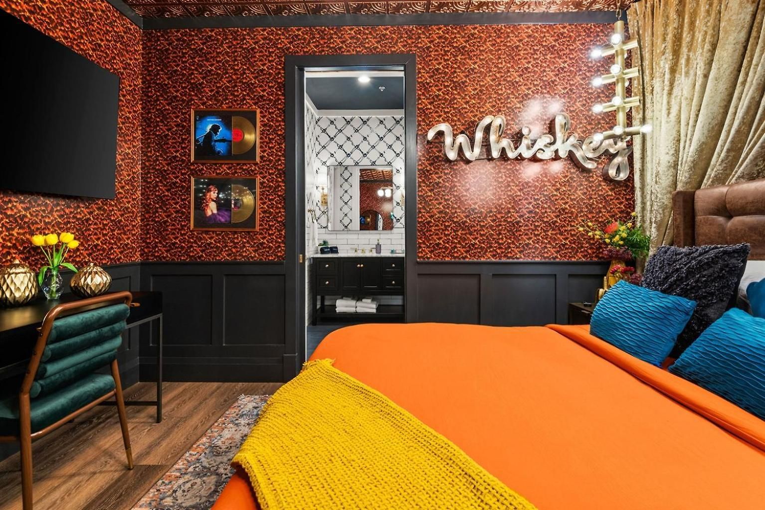 The Velvet Vault-luxury Downtown Loft With River View & Walk To Broadway Holiday home *