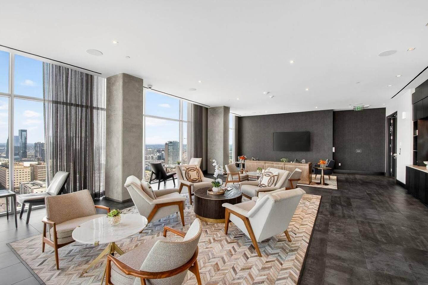 Apartment Broadway Views Lux Gulch Condo+ Private Balcony *