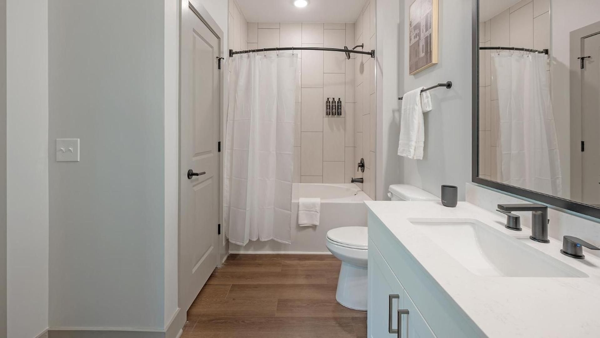 Apartment Landing Beautiful 2Bd Gym Courtyard Nashville