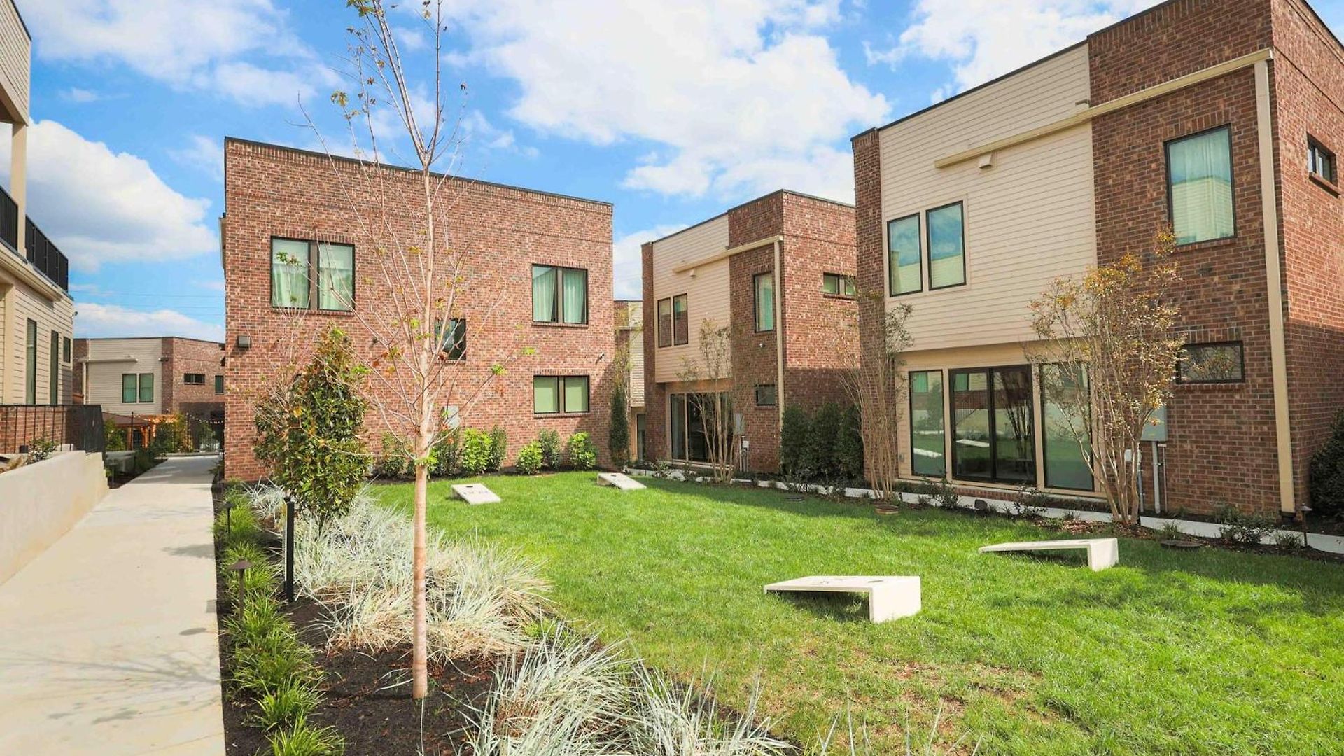 Apartment Modern 4br | Easy To Broadway + Heated Pool Nashville
