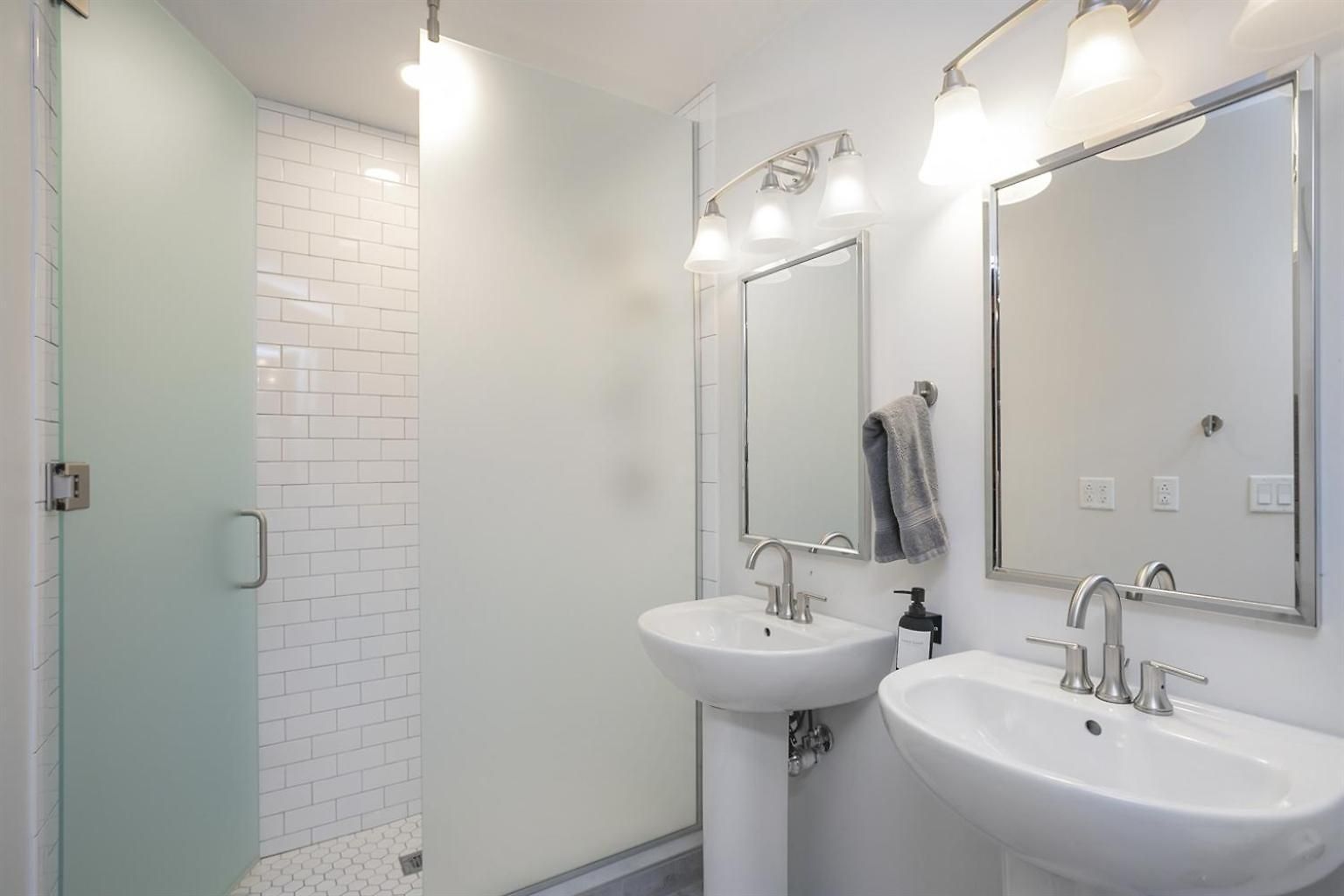The Library-downtown Luxury Penthouse Printers Alley Steps To Broadway Holiday home