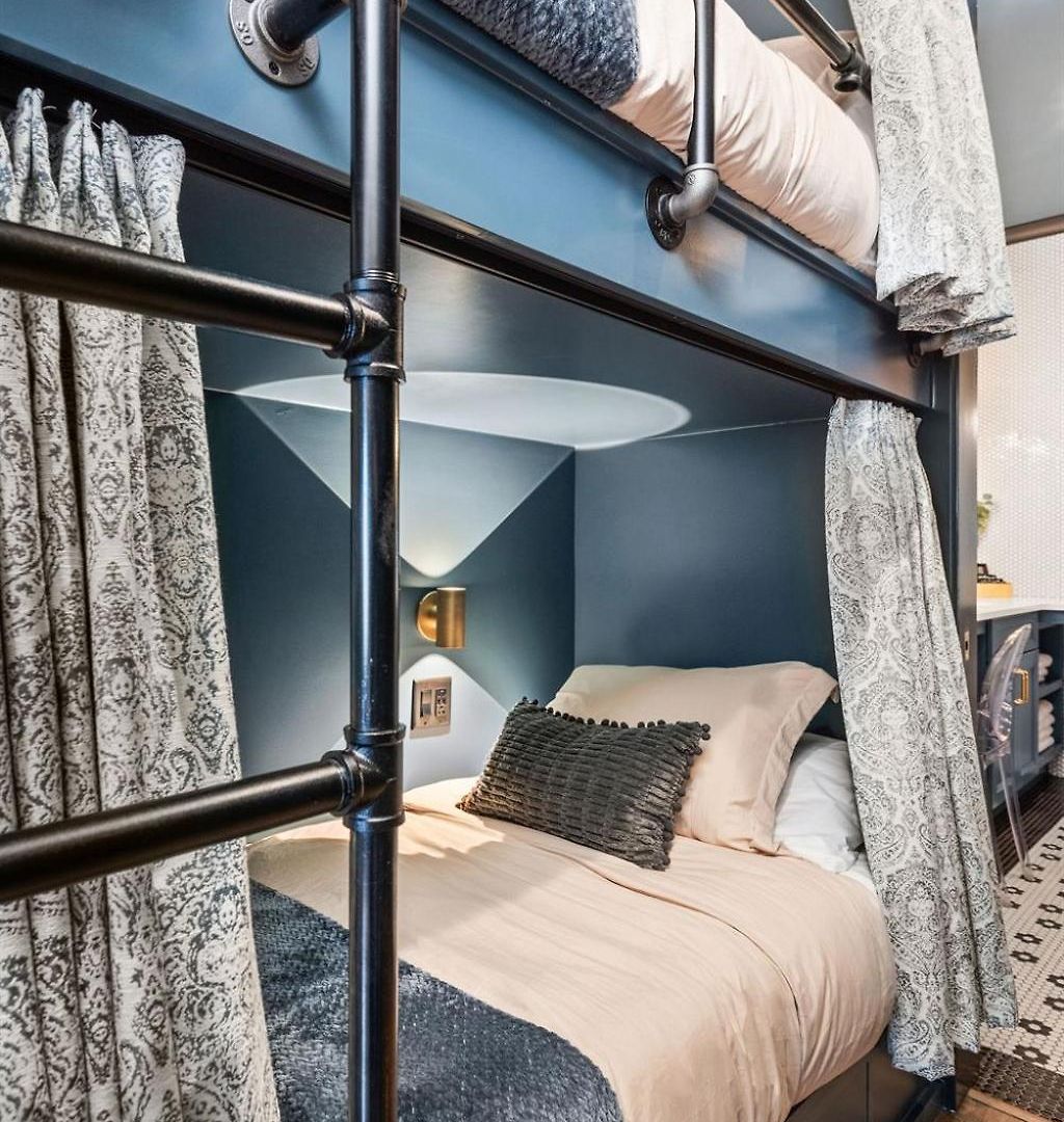 The Songbird-luxury Penthouse Steps To Broadway Nashville