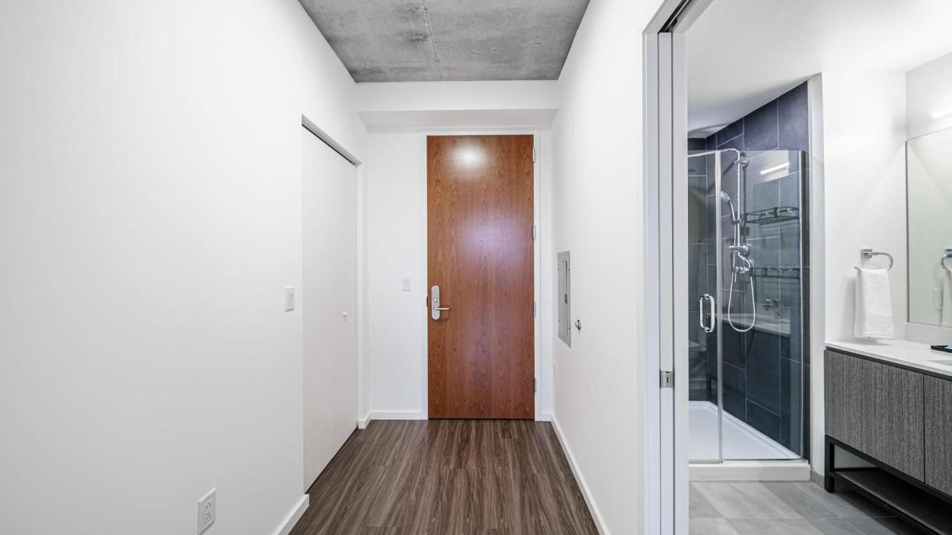 Apartment Kenect In Midtown