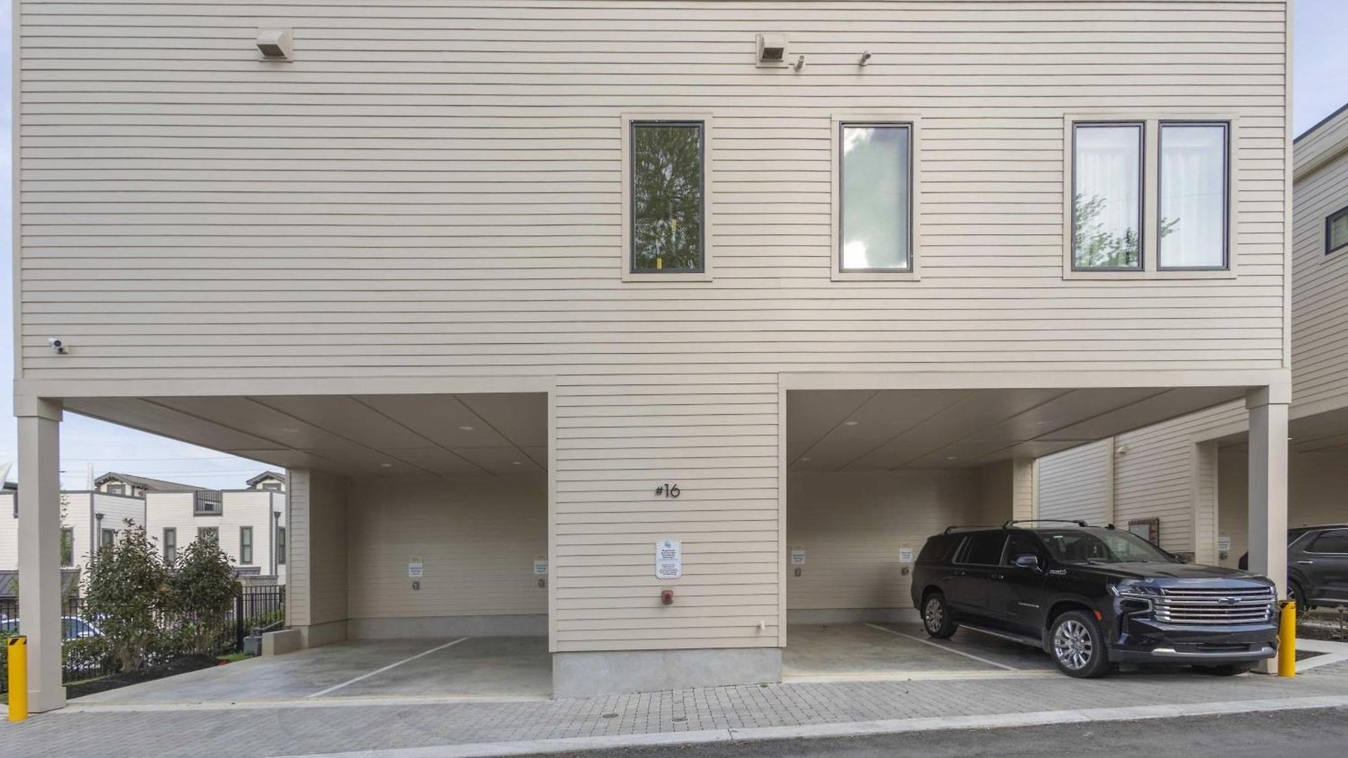 Apartment Modern 4br | Easy To Broadway + Heated Pool Nashville