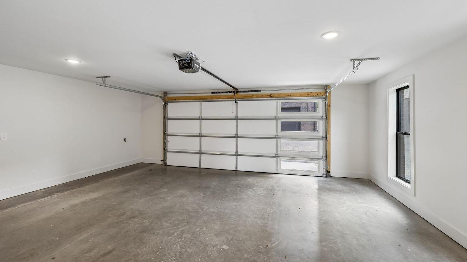 Modern 4br Townhouse Rooftop Lounge *