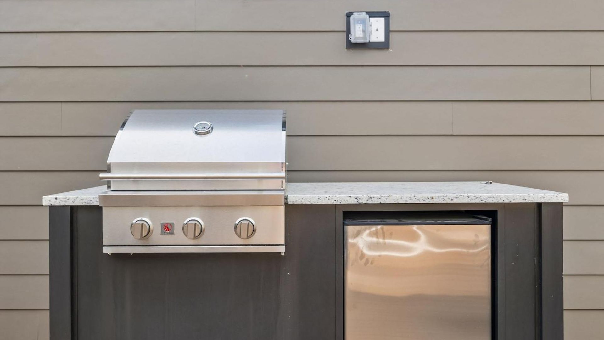 Modern 4br Townhouse Rooftop Lounge * Nashville