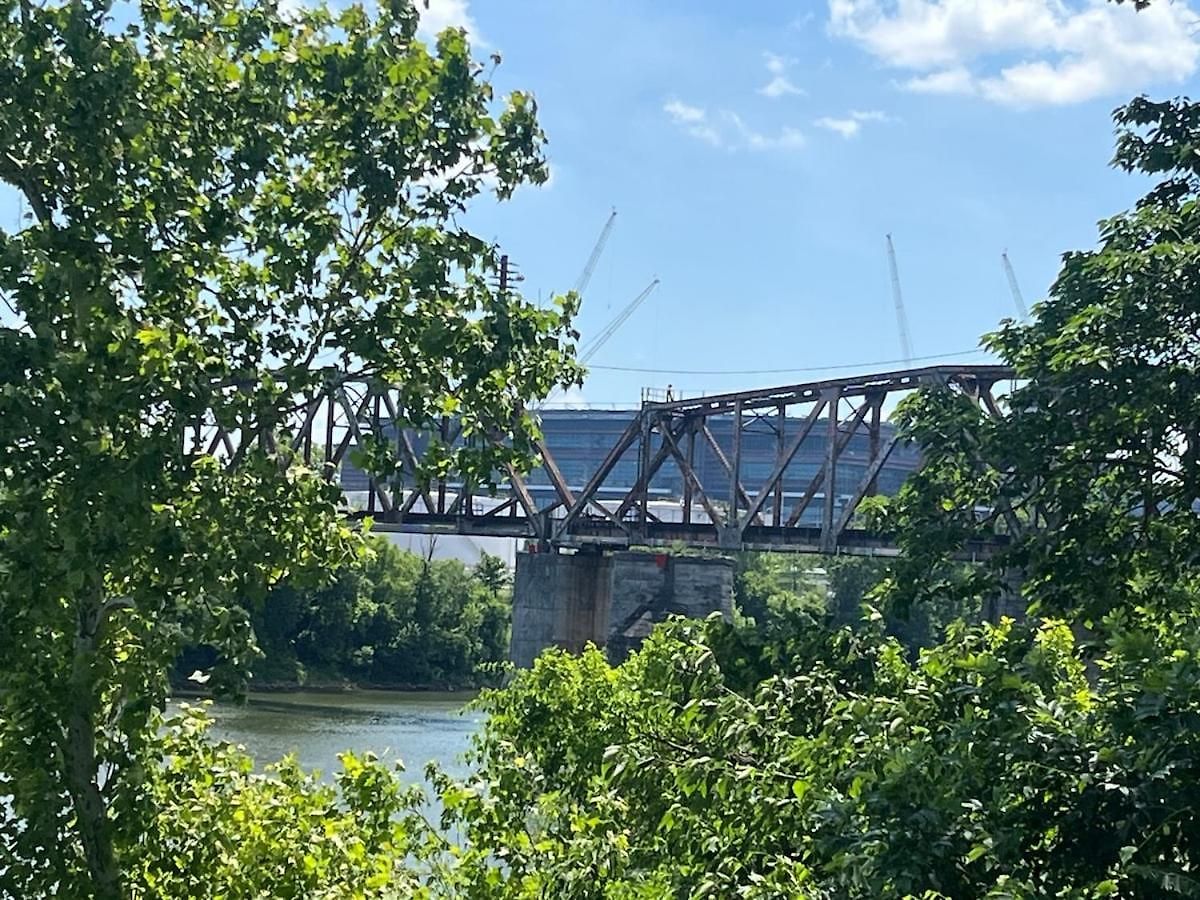 Riverside Rhythm! Waterfront & Walk To Broadway! * Nashville