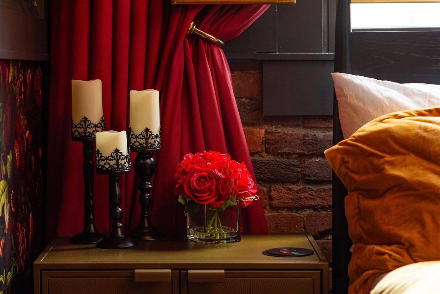 The Songbird-luxury Penthouse Steps To Broadway Nashville