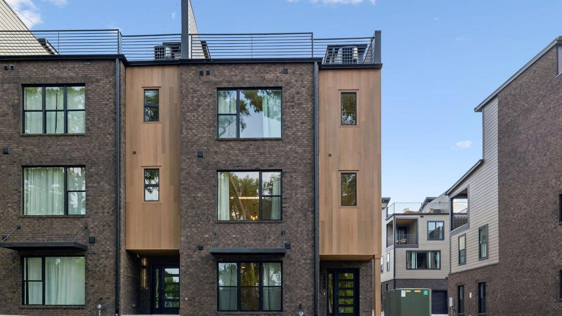 Apartment Modern 4br Townhouse Rooftop Lounge *