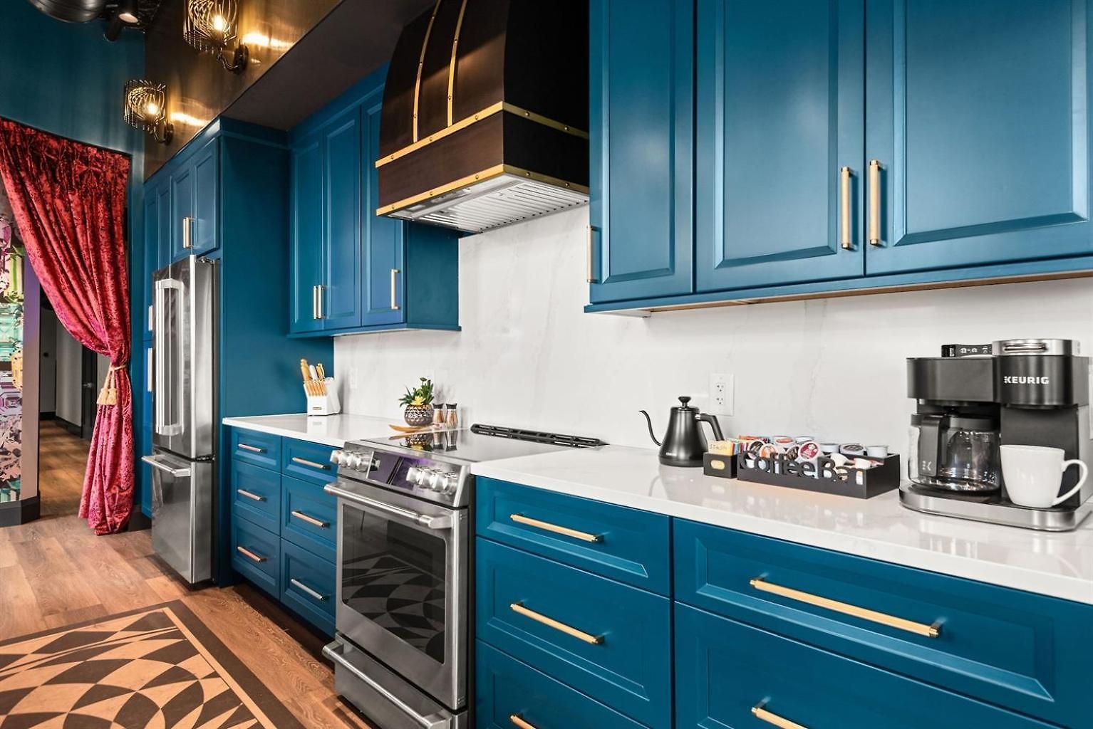The Songbird-luxury Penthouse Steps To Broadway