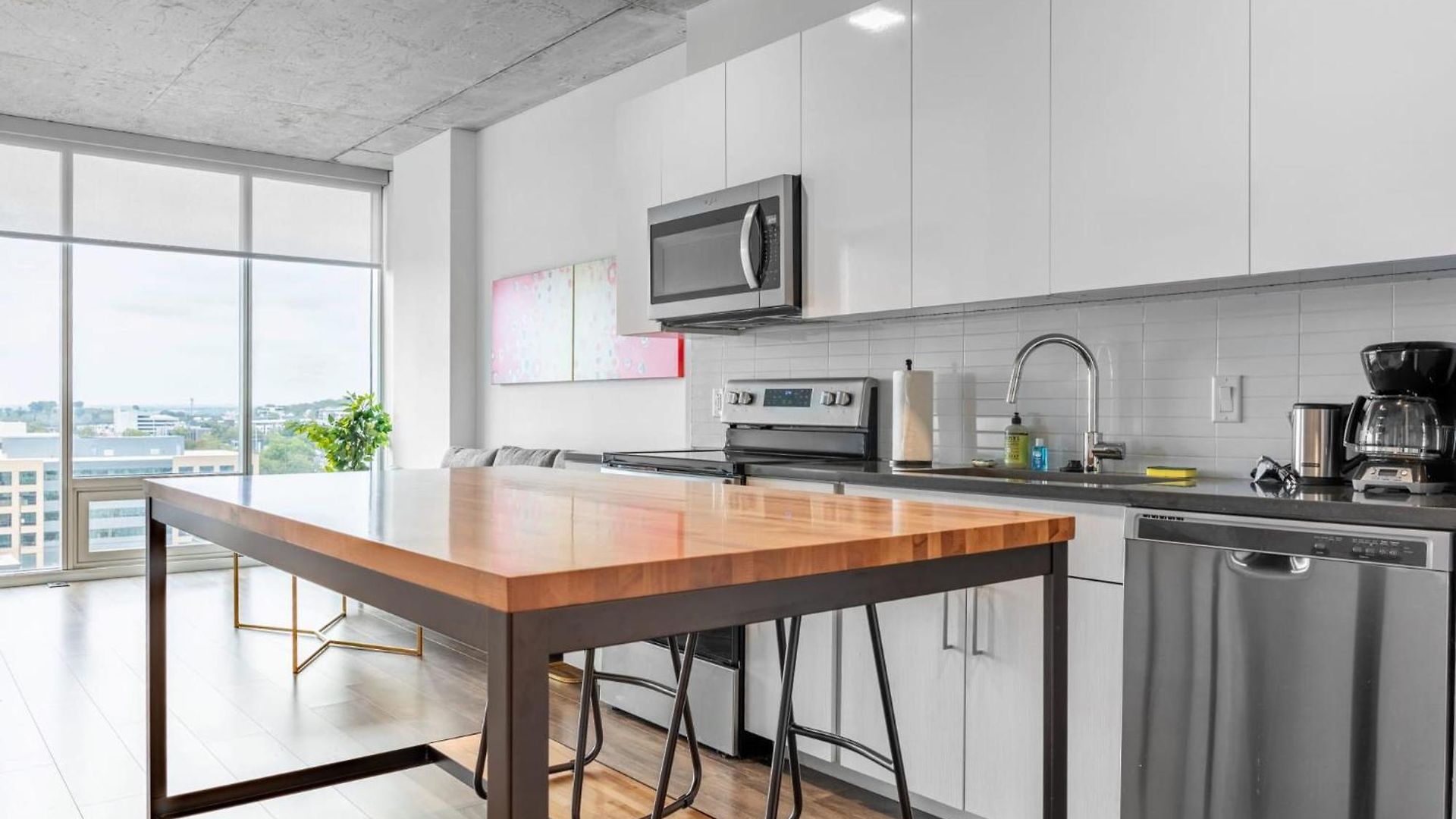 Apartment Kenect In Midtown *