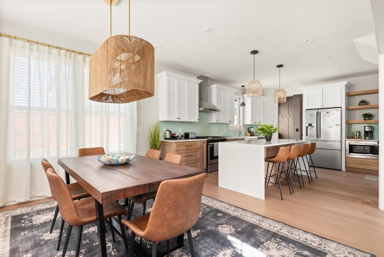 Holiday home Germantown Gem 4br | Sleeps 10 | Minutes To Downtown