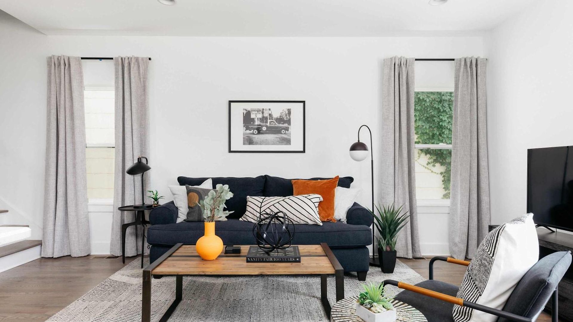 Spacious 4br Townhome X2 Near Dt & Broadway